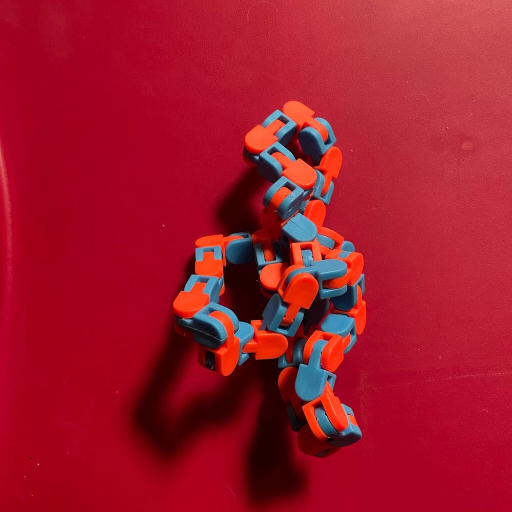 Wacky track fidget